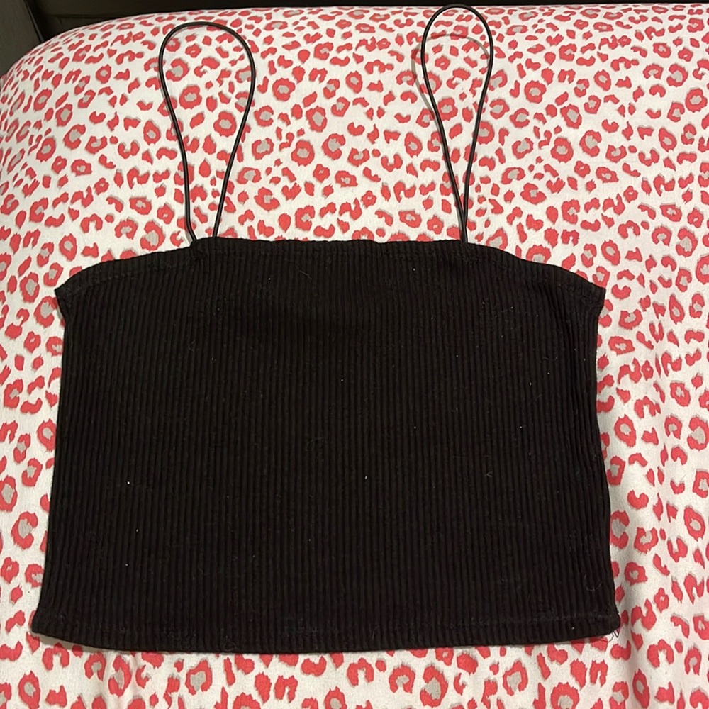 h&m black ribbed crop top